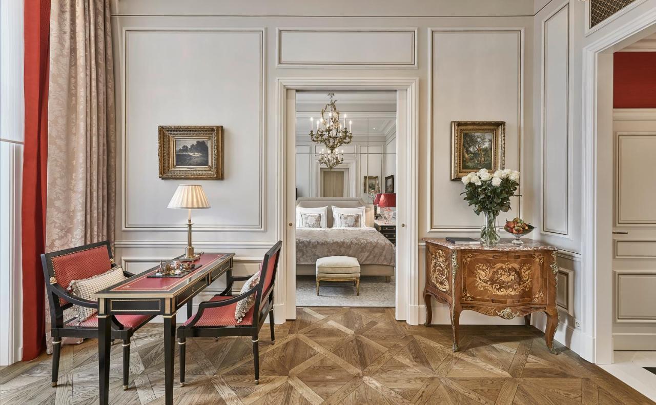 Hotel Sacher Wien Buitenkant foto A suite at the hotel